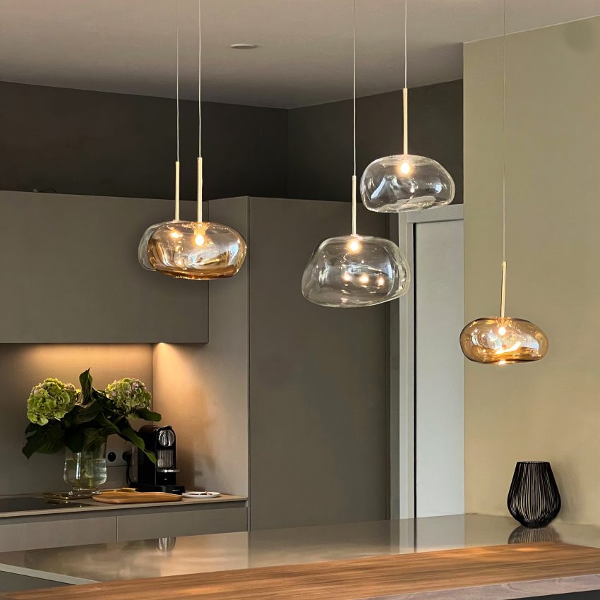 suspension-design-galets-gris-ambre-moss-series