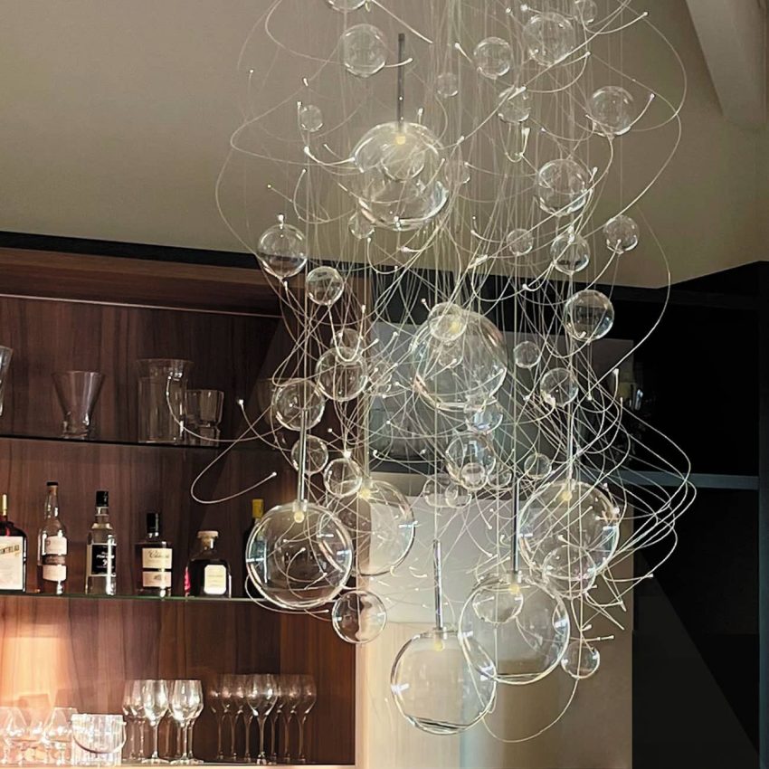 lustre-bulle-verre-lustre-fibre-optique-lustre-hall-lustre-design-verre-escalier-moss-series